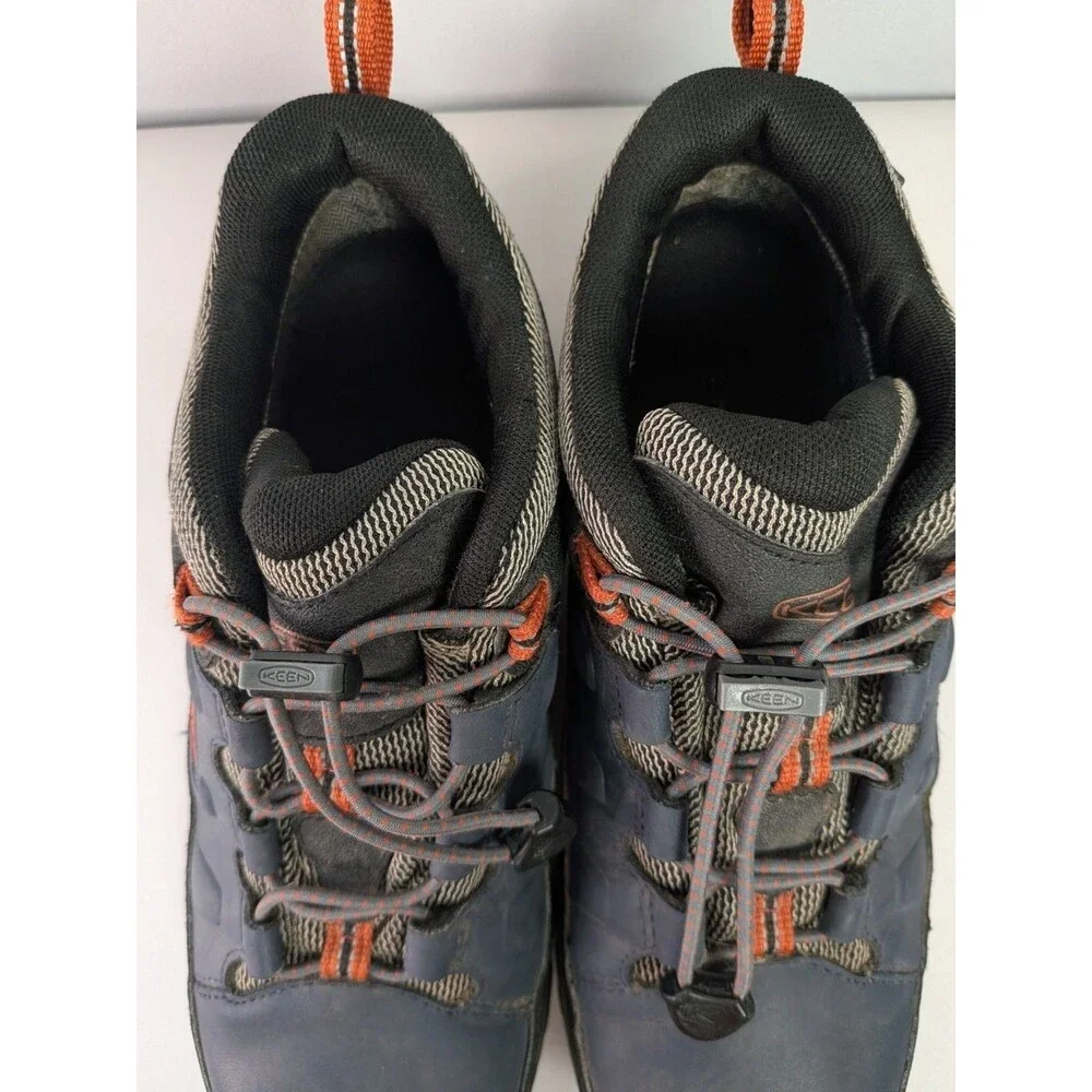 Keen Boys Sz 5 Targhee Hiking Trail Shoes Waterproof Bungee Pull Active Sneakers